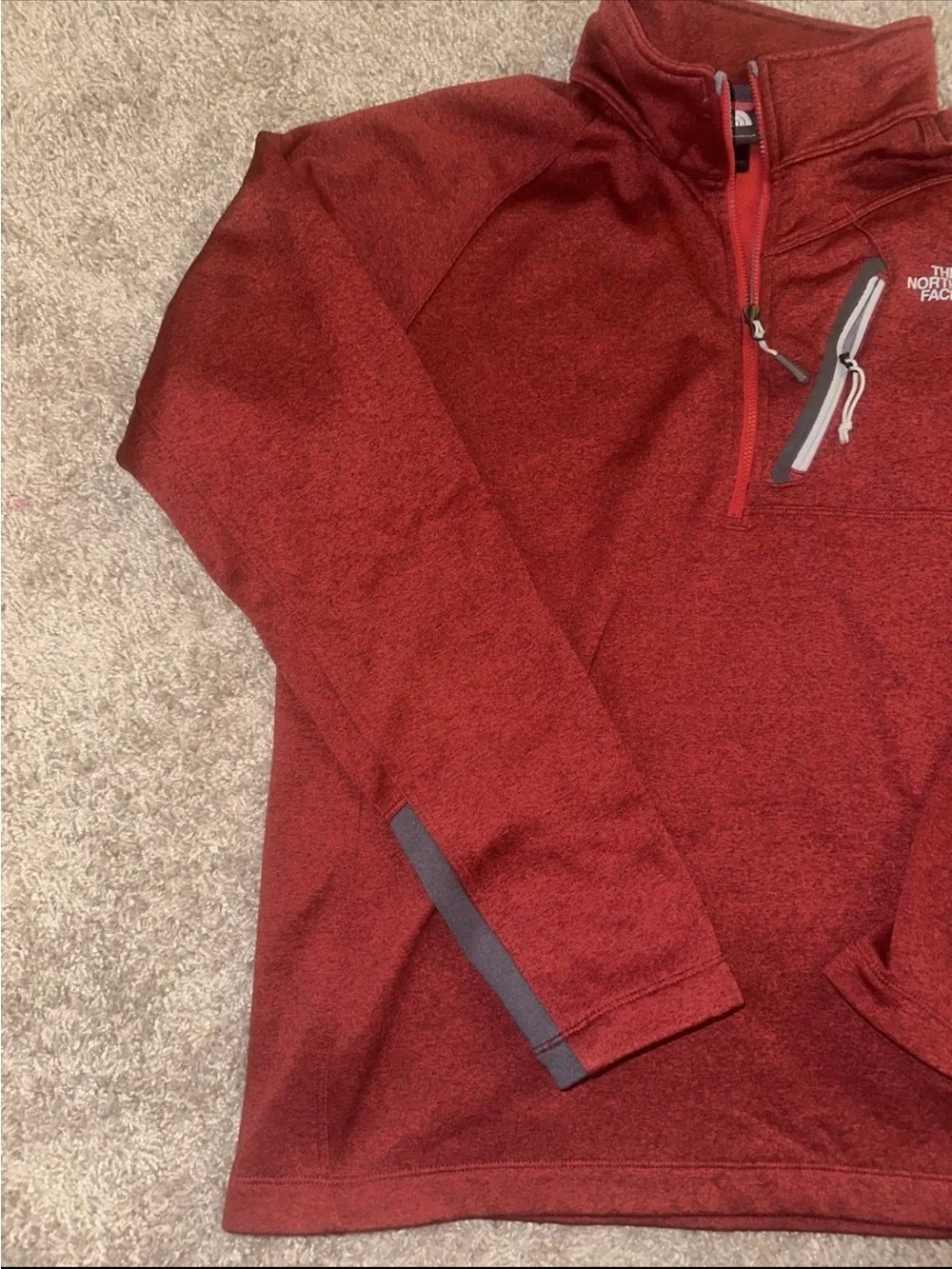 The North Face Men’s Medium Sweater Fleece 1/4 Zip Pullover Red Hiking Outdoor